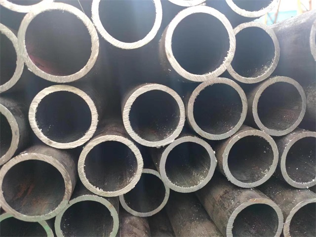 邢台10#结构用无缝钢管